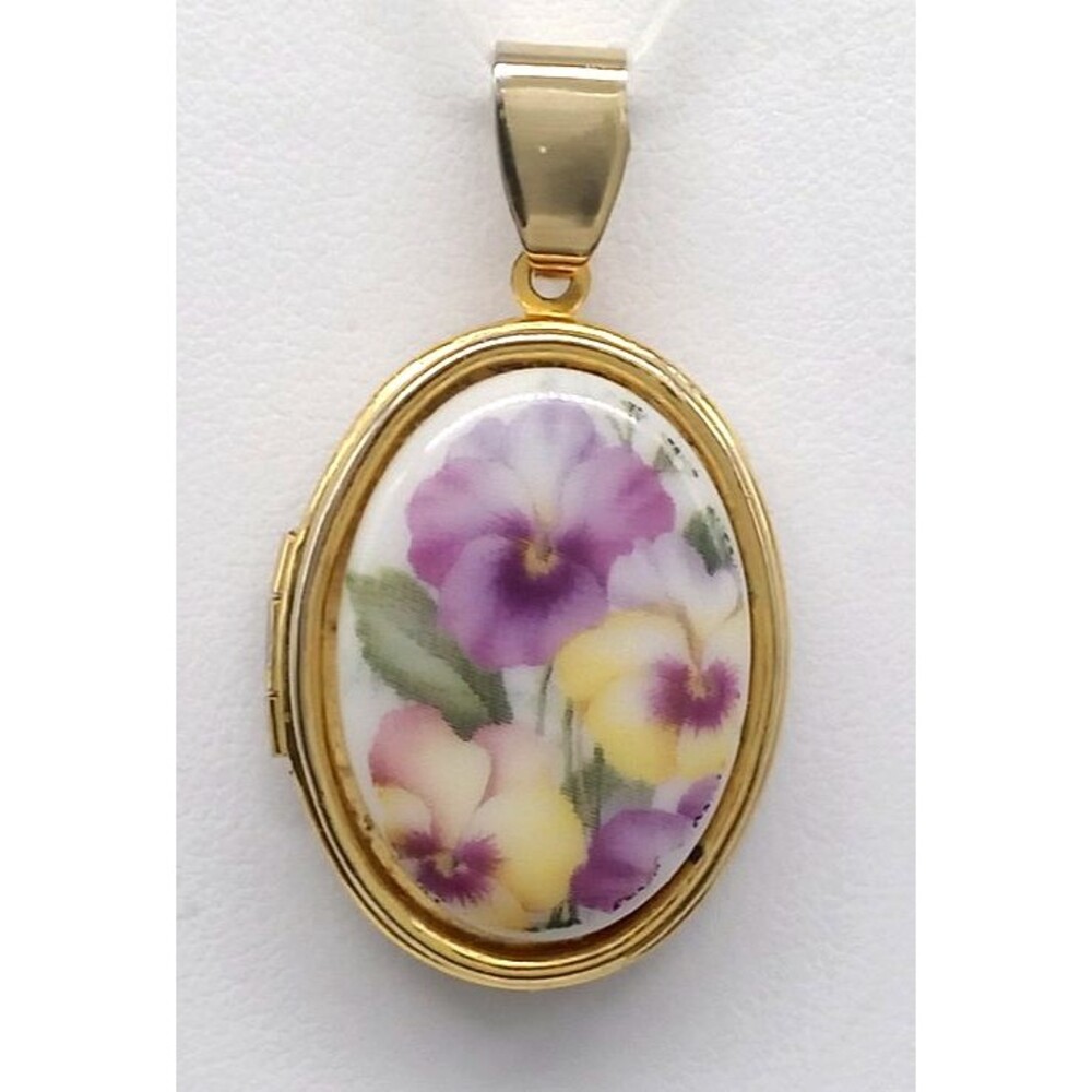 Oval Pansy Floral Photo Locket Pendant Purple Yellow Gold Tone Metal Vintage